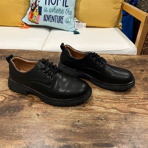 Ruiatoo Dress Shoes for Women Comfort Lace-Up Platform Oxford Shoes Round Toe